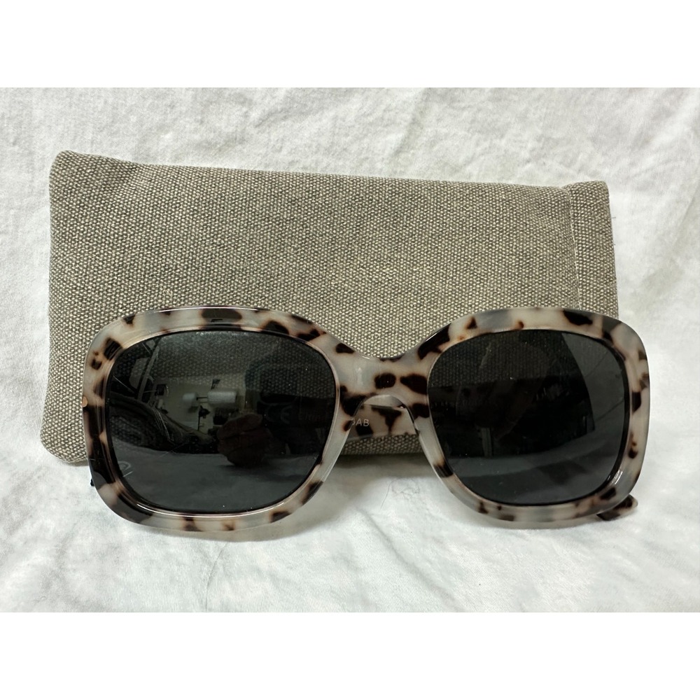 Peepers Del Mar Polarized Sunglasses Gray Tortoiseshell Square Frame 2593D